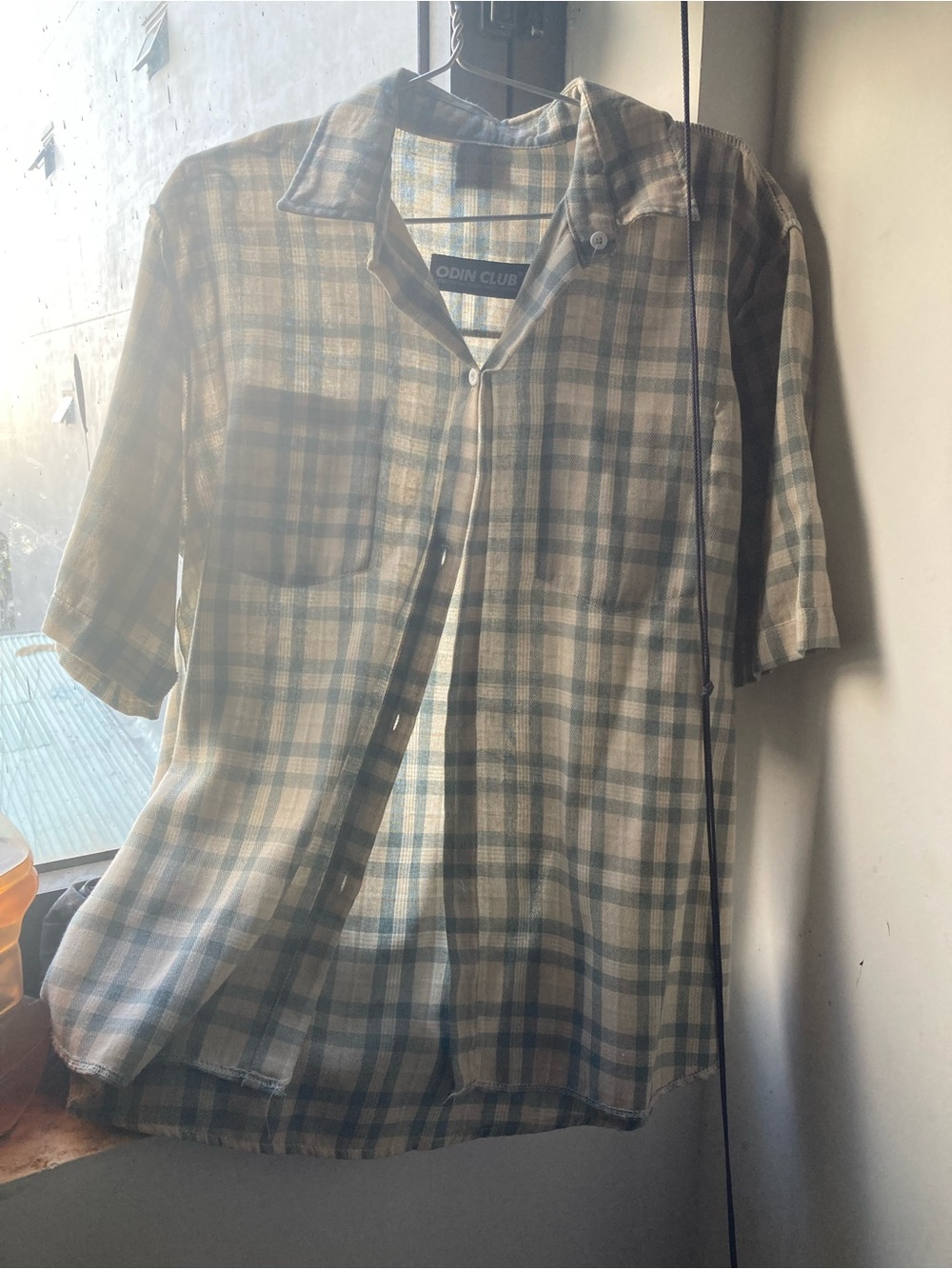 Men's Short Sleeve Plaid Button-Down Shirt — Beige & Blue